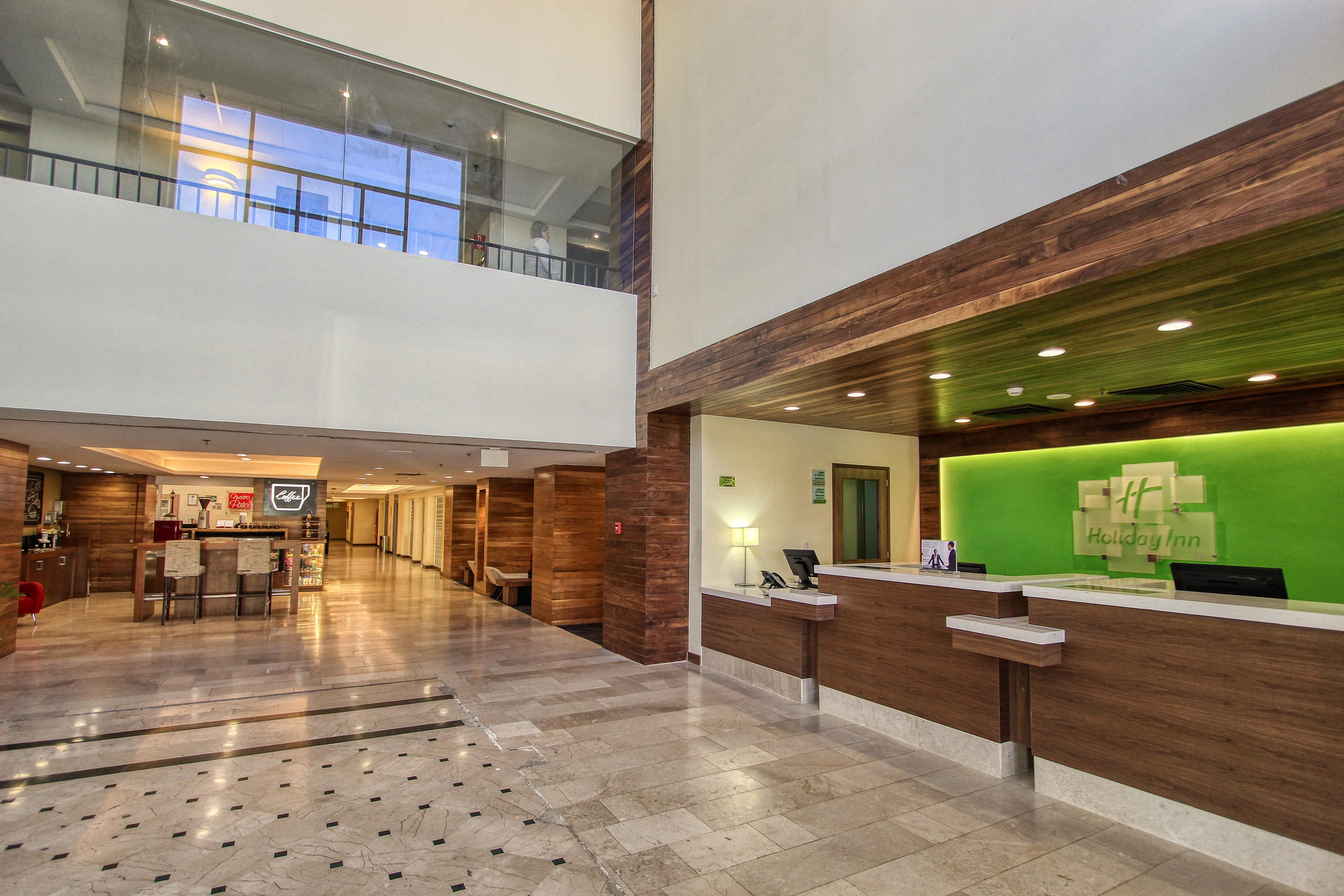 Holiday Inn Leon By Ihg Екстериор снимка